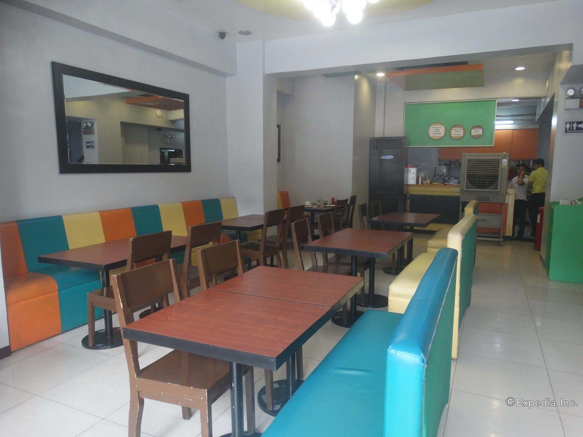 Getz Hotel Manila Exterior photo