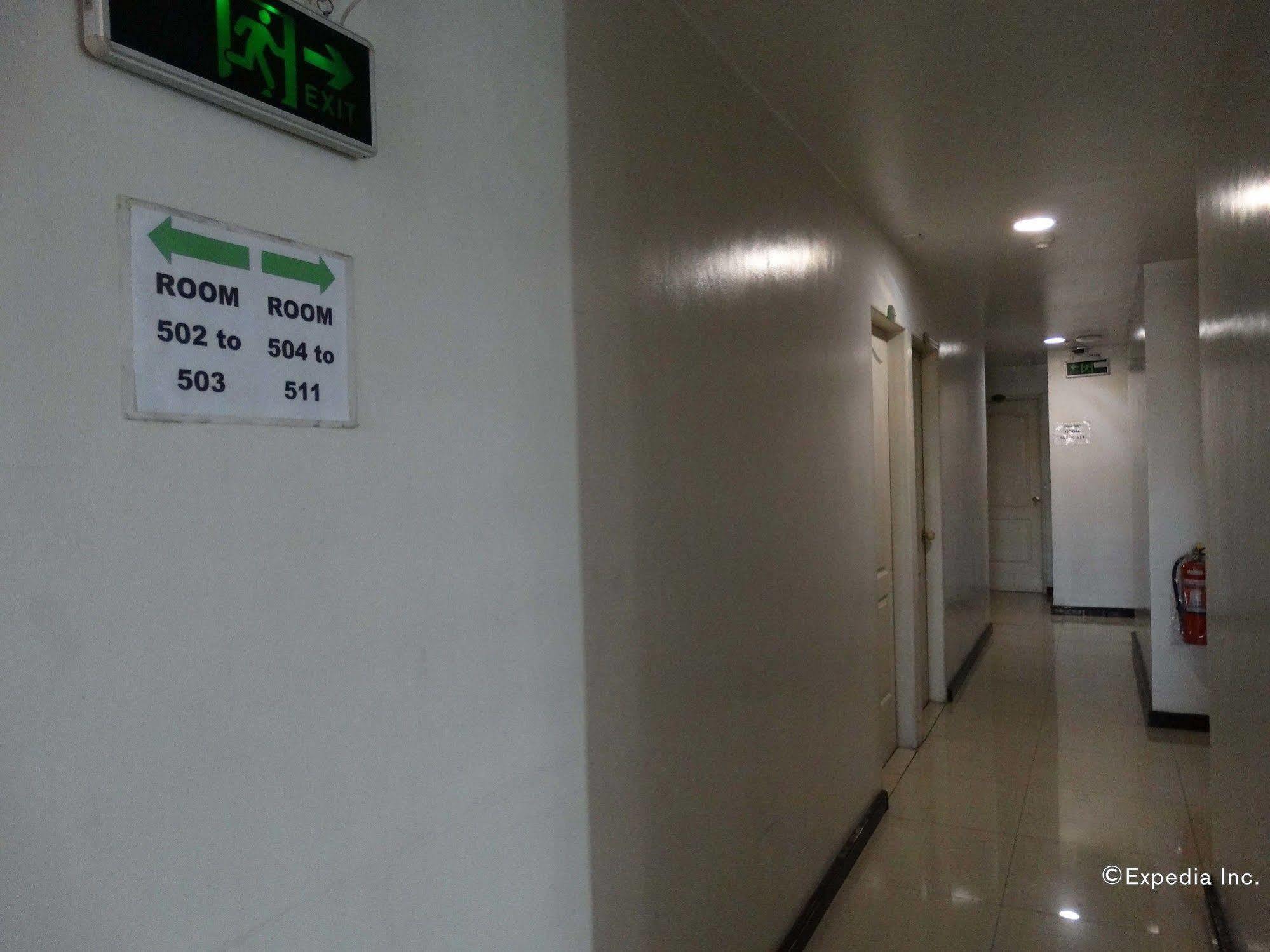 Getz Hotel Manila Exterior photo